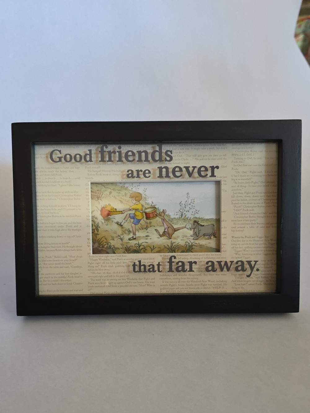 Disney Hallmark Classic Winnie the Pooh Framed Shadow Box Art "Good Friends"
